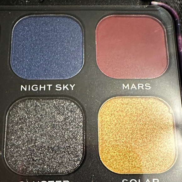 Revolution Galaxy Eyeshadow Palette - Picture 7 of 8